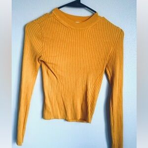 ❤️ 4/$10 Long sleeve top XS